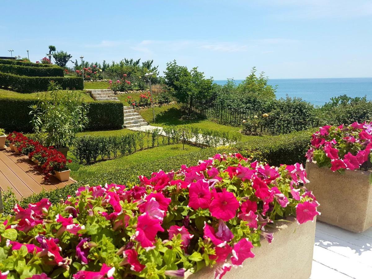 Dolce Vita Penthouse สวิติ วลัส ภายนอก รูปภาพ